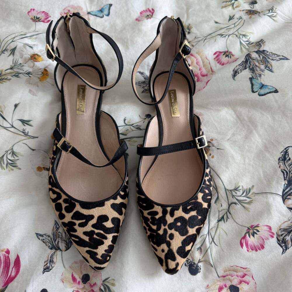Louise et Cie Lo-Claire Leopard Print Cow Hair Ankle Strap Flats